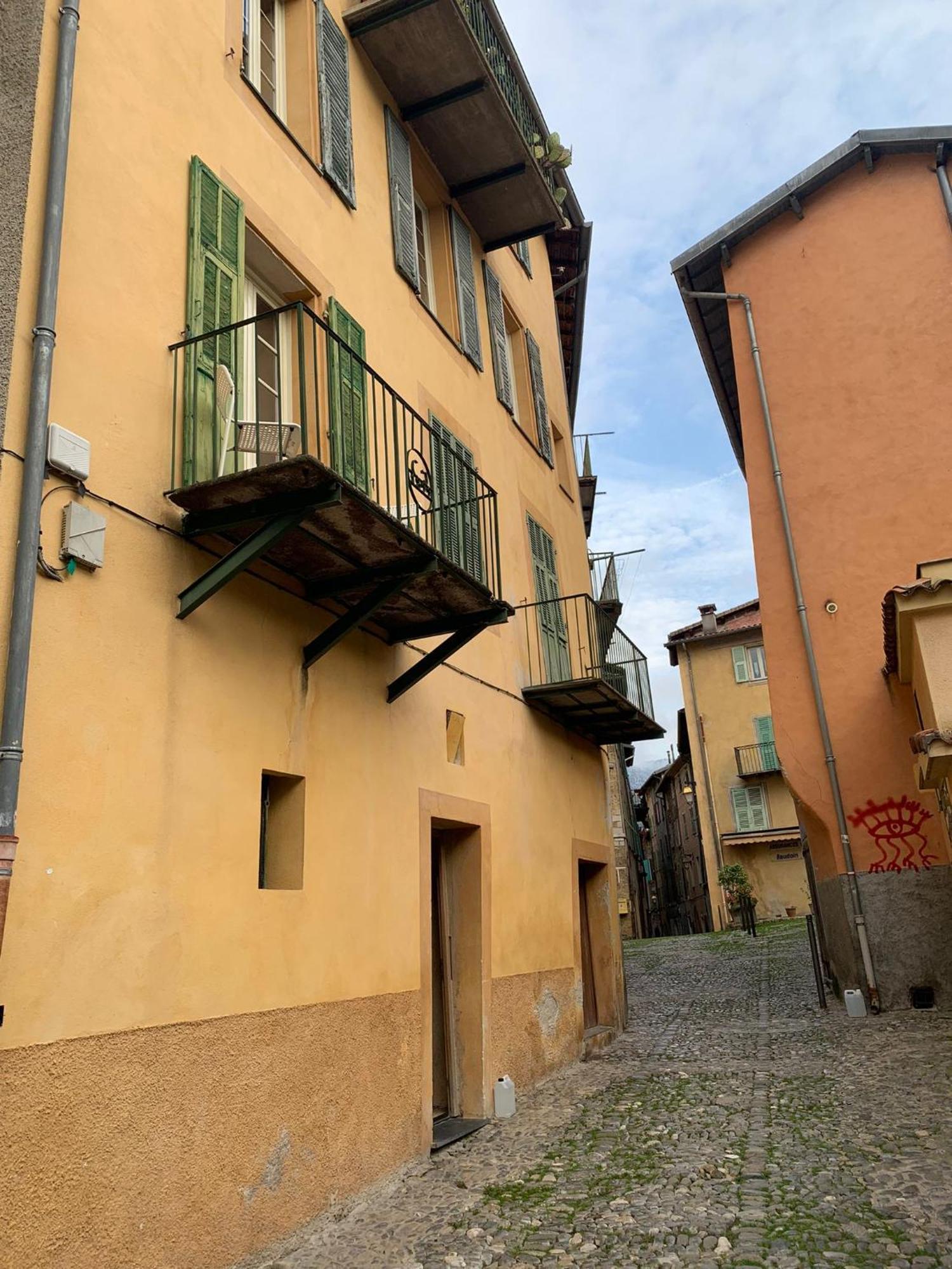 Apartment A Cote Du Pont Vieux - By The Old Bridge *